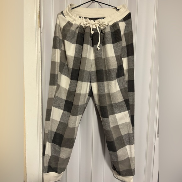 Old Navy fleece lounge set - Picture 2 of 4